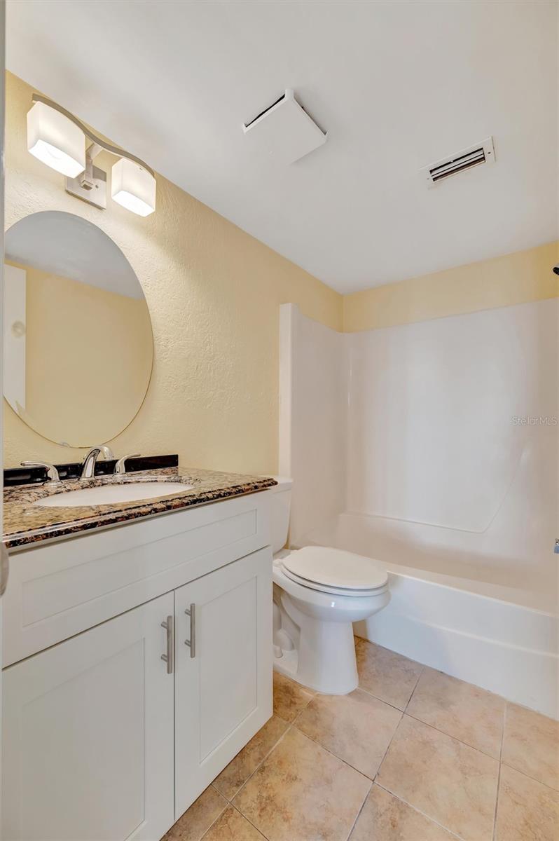 11412 8TH ST N AVE N #1007