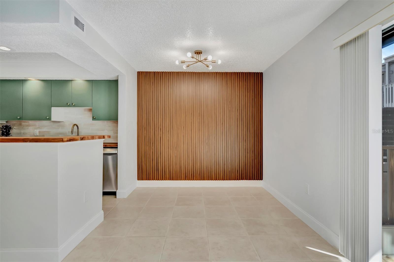 776 116TH AVE N #1105