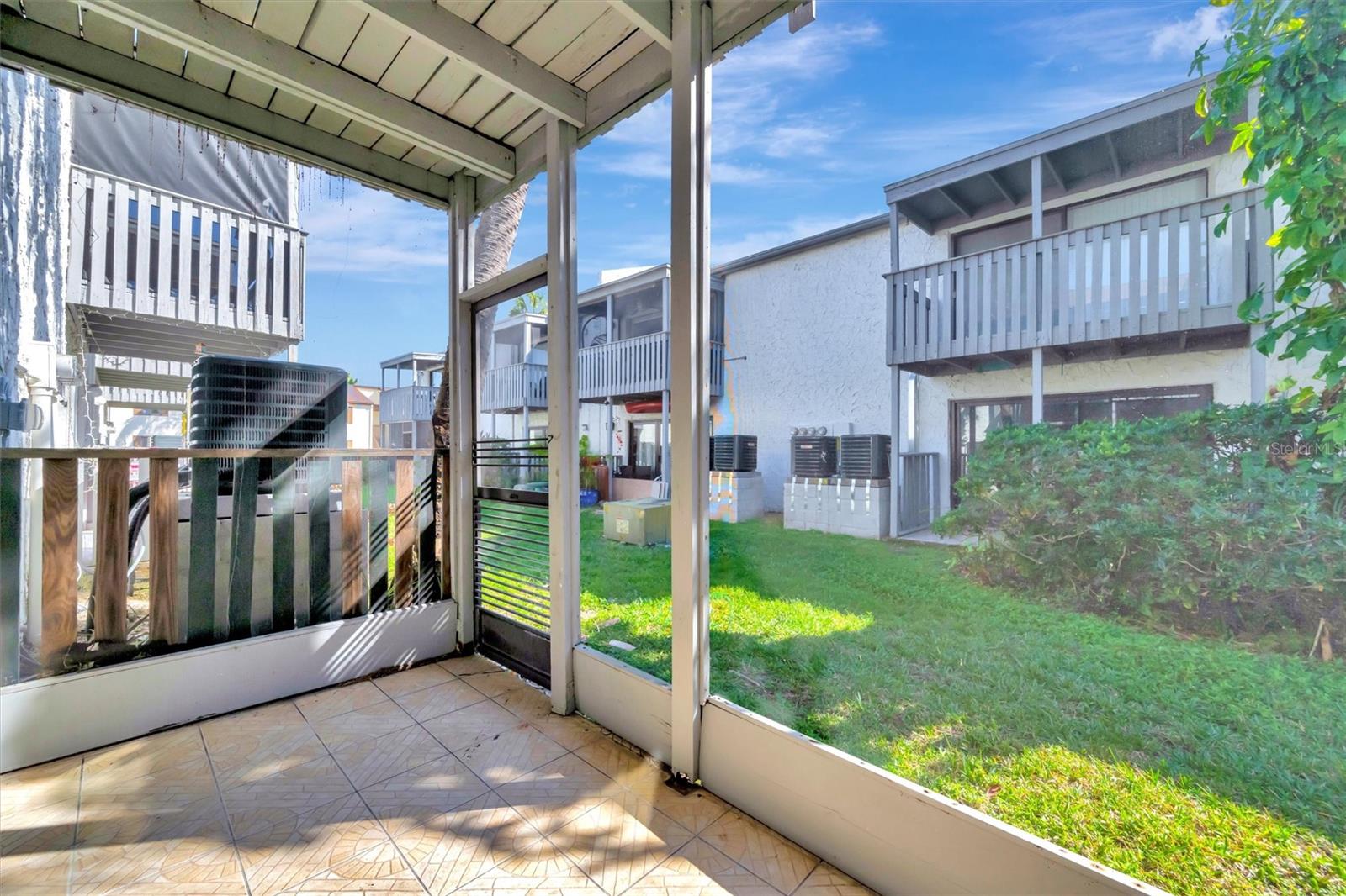 776 116TH AVE N #1105