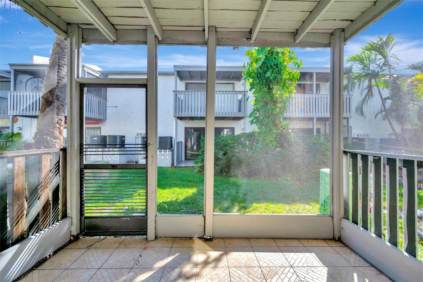 776 116TH AVE N #1105