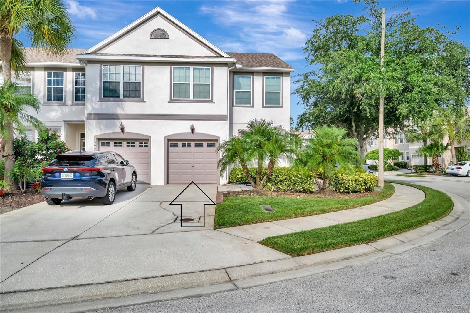 547 BLACK LION DR NE