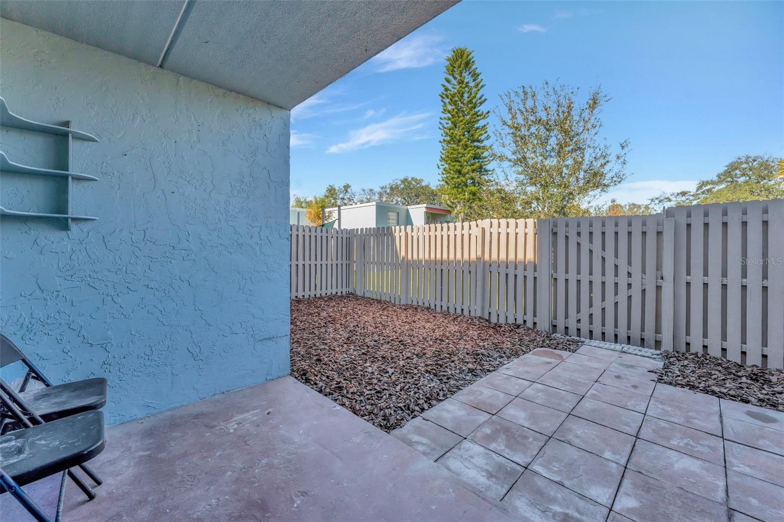 2836 SOMERSET PARK DR #103