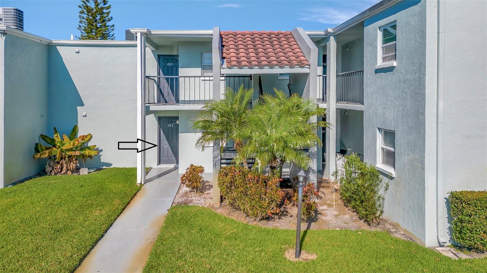 2836 SOMERSET PARK DR #103