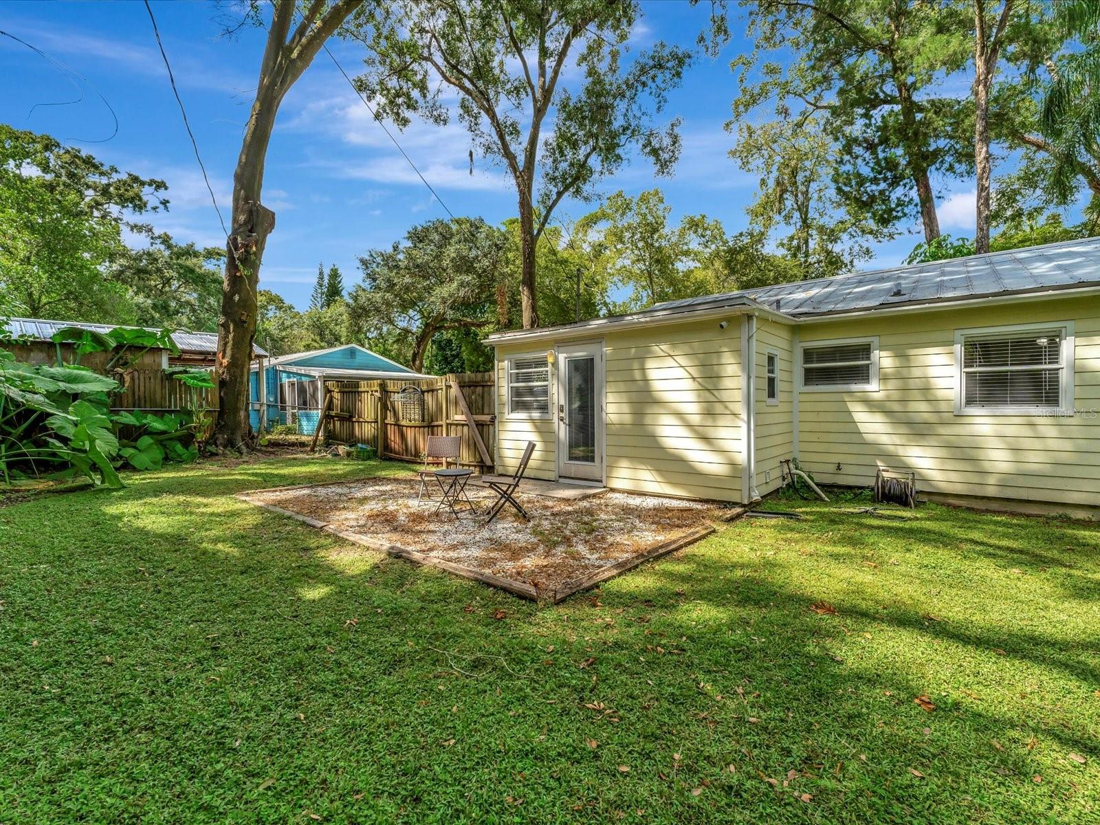 39 HAMILTON HEATH DR