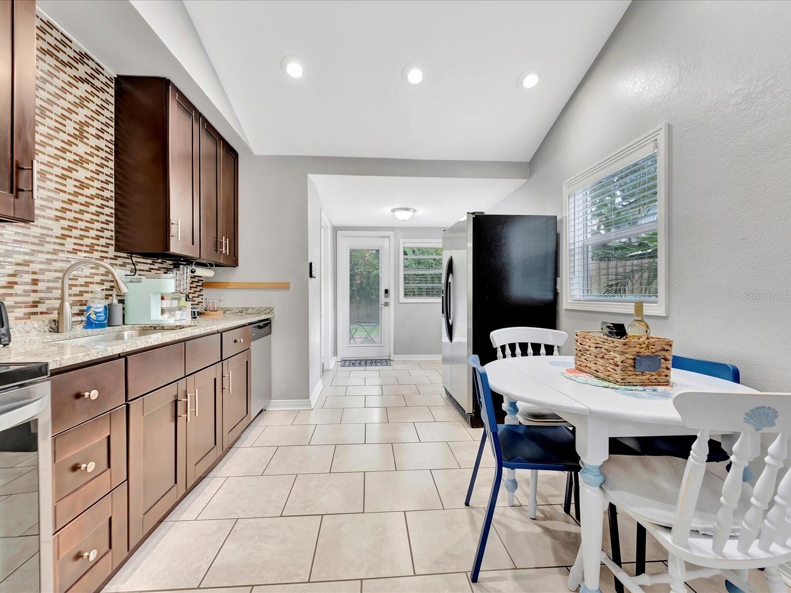 39 HAMILTON HEATH DR