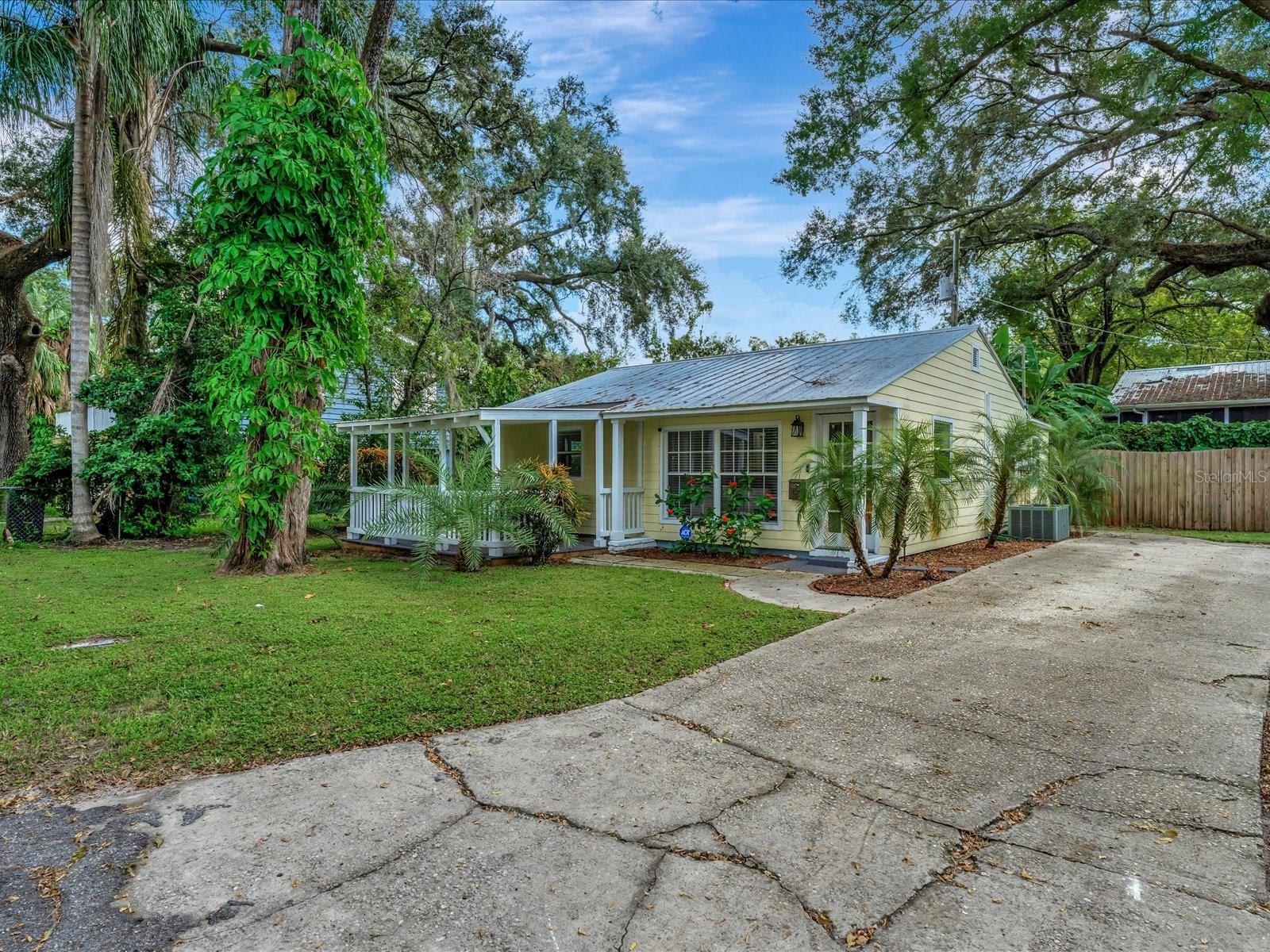 39 HAMILTON HEATH DR