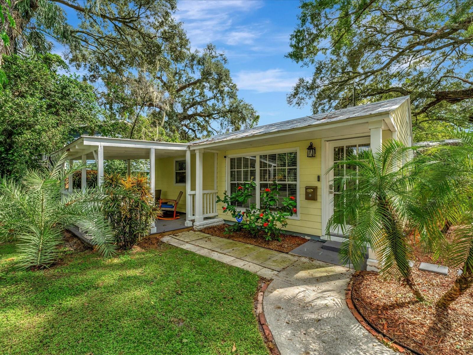 39 HAMILTON HEATH DR