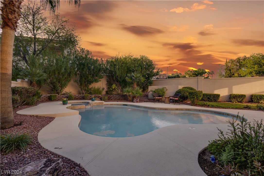 1809 Aztec Cliffs Court