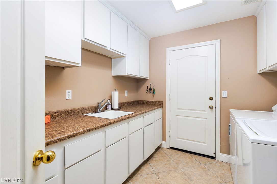 1809 Aztec Cliffs Court