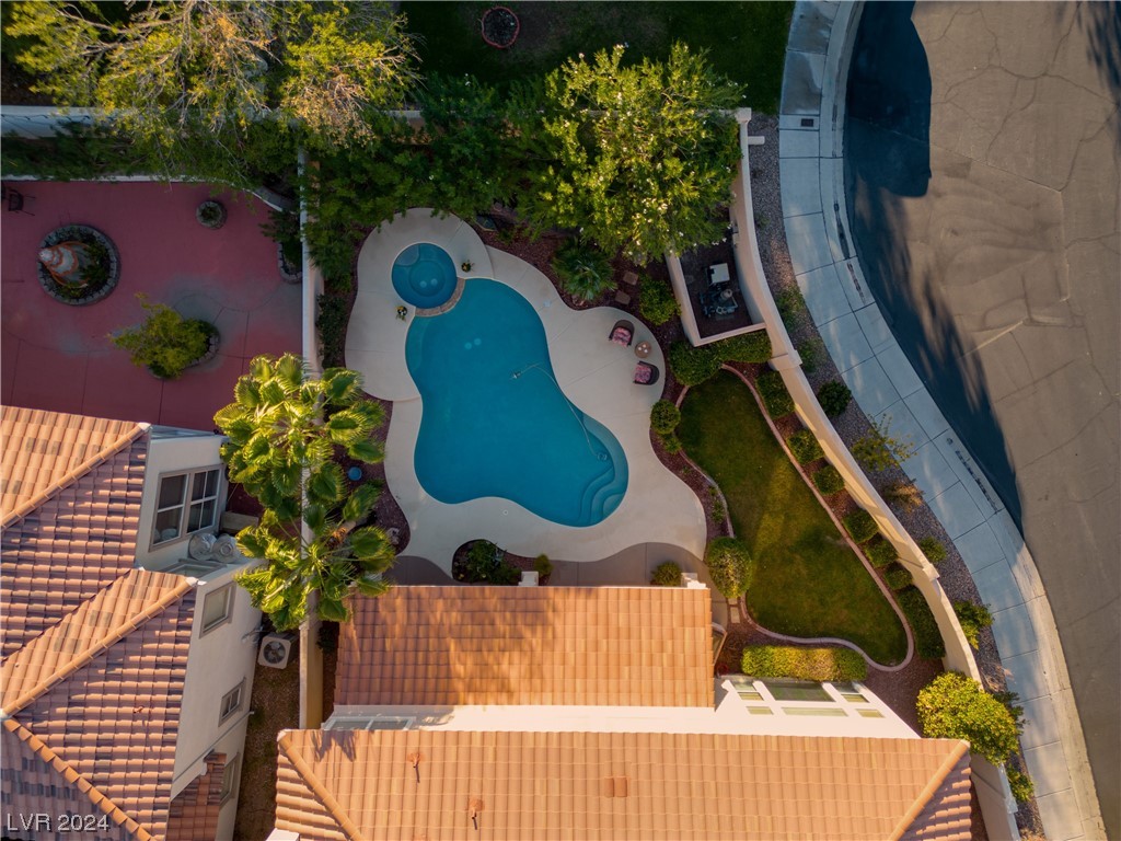 1809 Aztec Cliffs Court