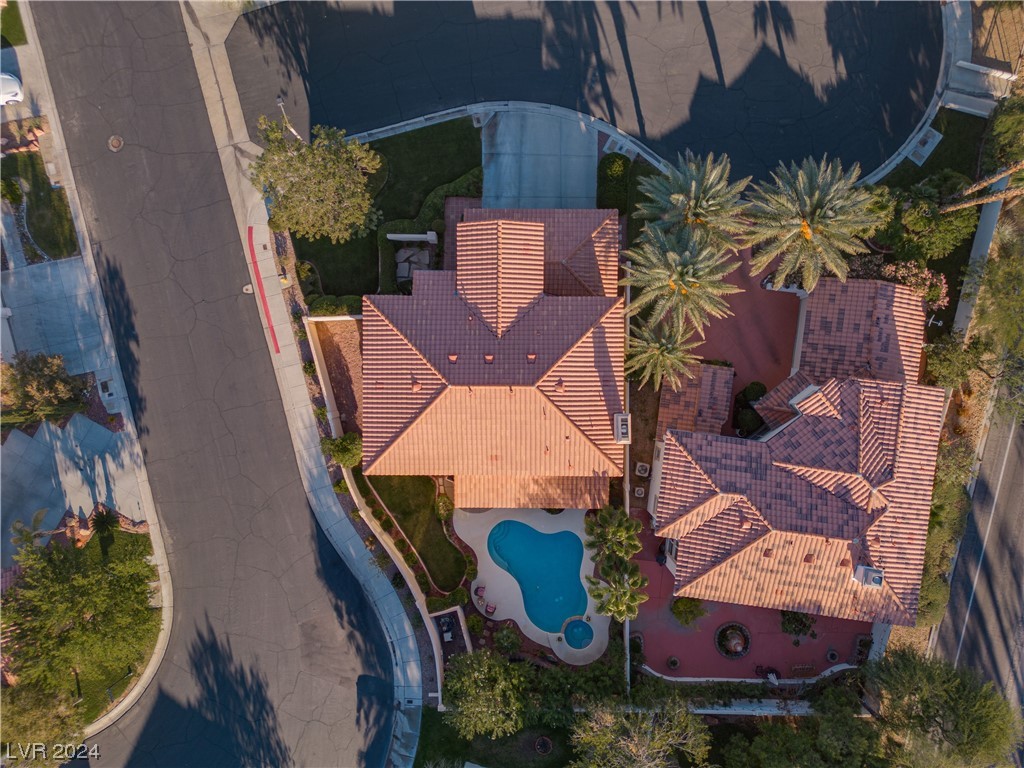 1809 Aztec Cliffs Court