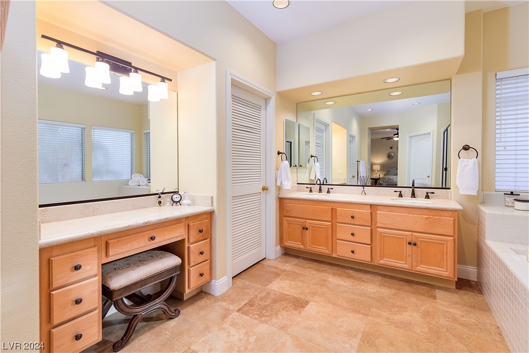 1809 Aztec Cliffs Court