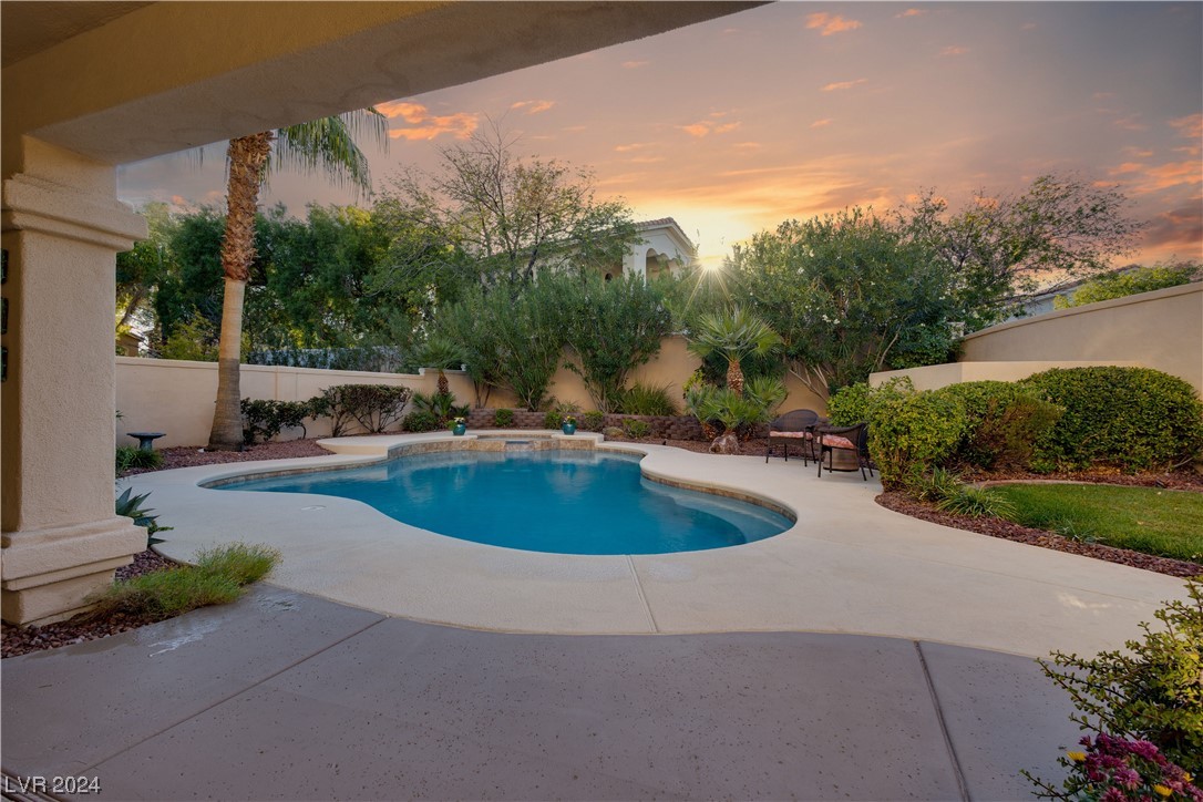 1809 Aztec Cliffs Court