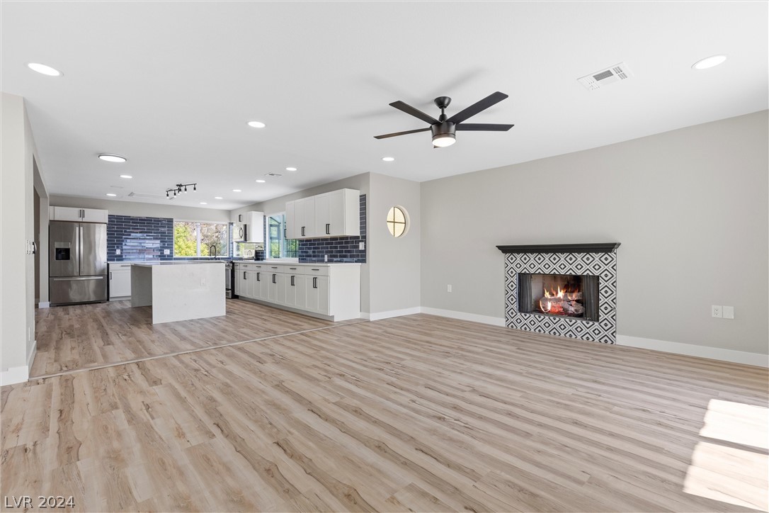 1068 Eastridge Way