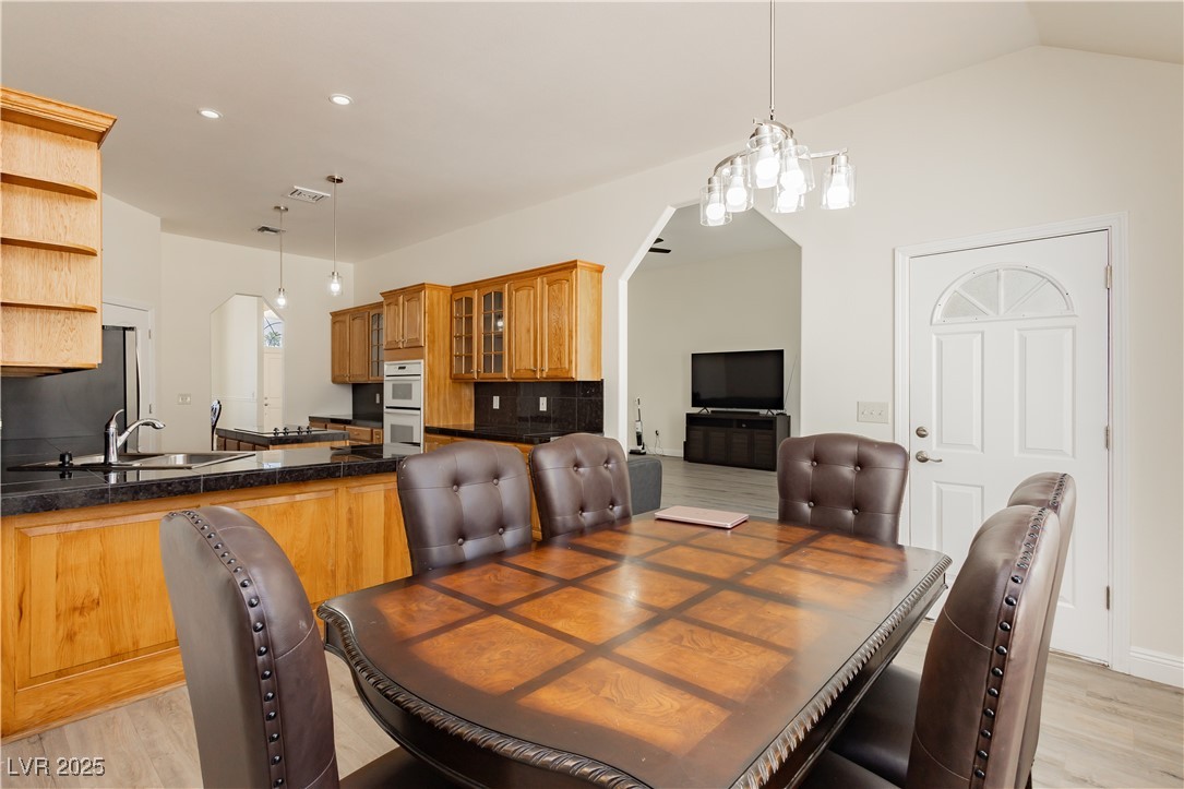 3720 East Oquendo Road