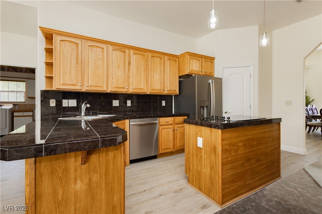 3720 East Oquendo Road