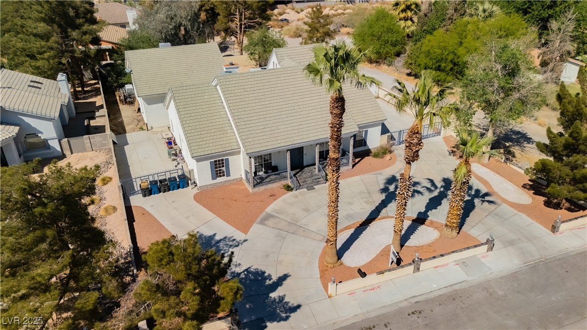 3720 East Oquendo Road