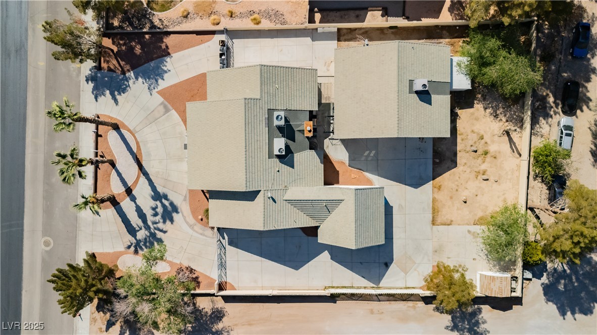 3720 East Oquendo Road