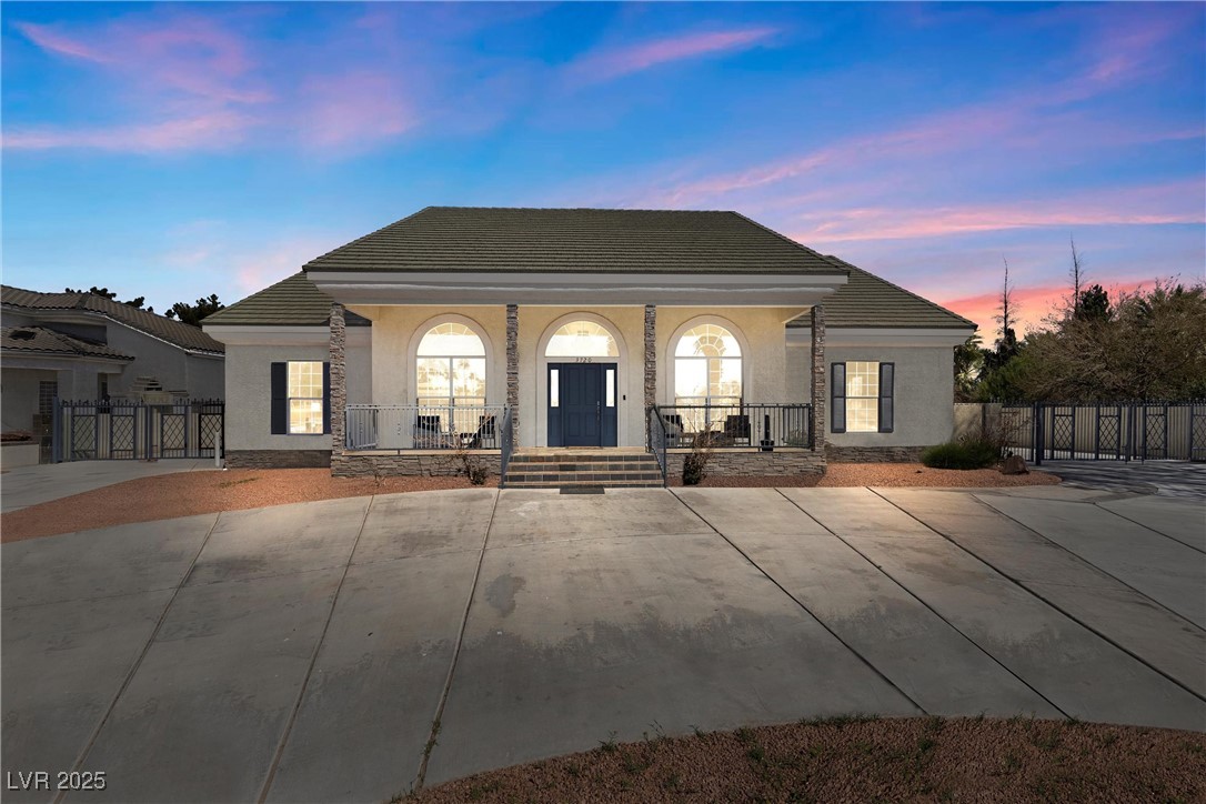 3720 East Oquendo Road