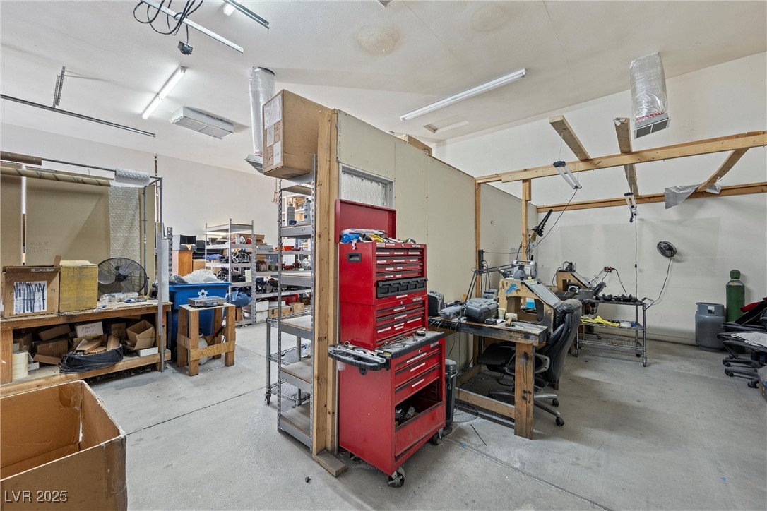 3720 East Oquendo Road