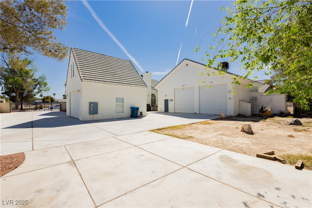 3720 East Oquendo Road