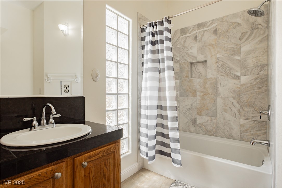 3720 East Oquendo Road