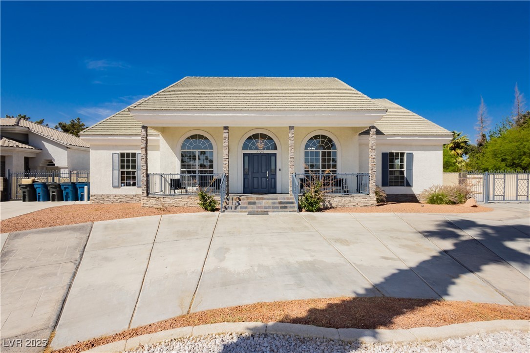 3720 East Oquendo Road