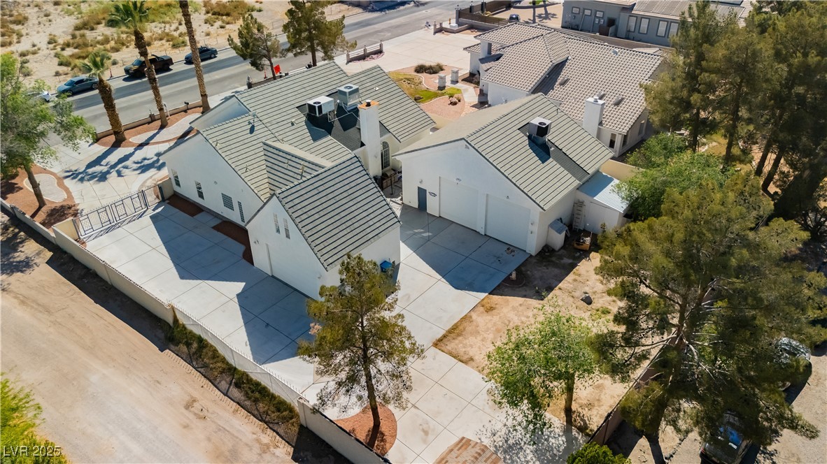 3720 East Oquendo Road