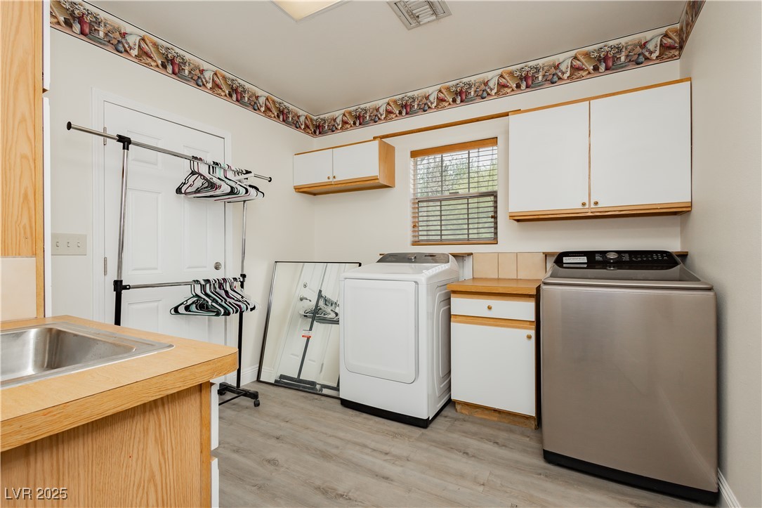 3720 East Oquendo Road