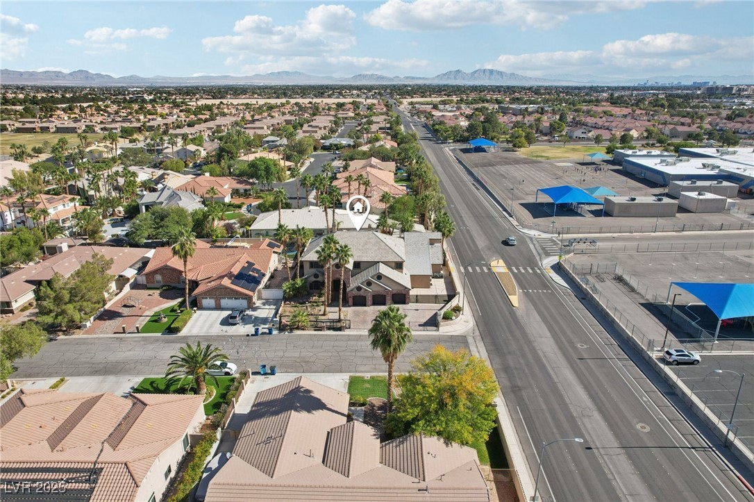 3622 Mooncrest Circle