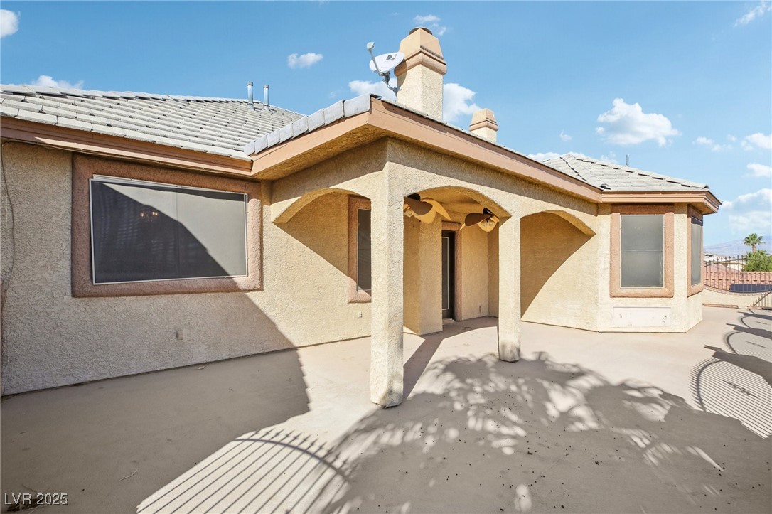 3622 Mooncrest Circle