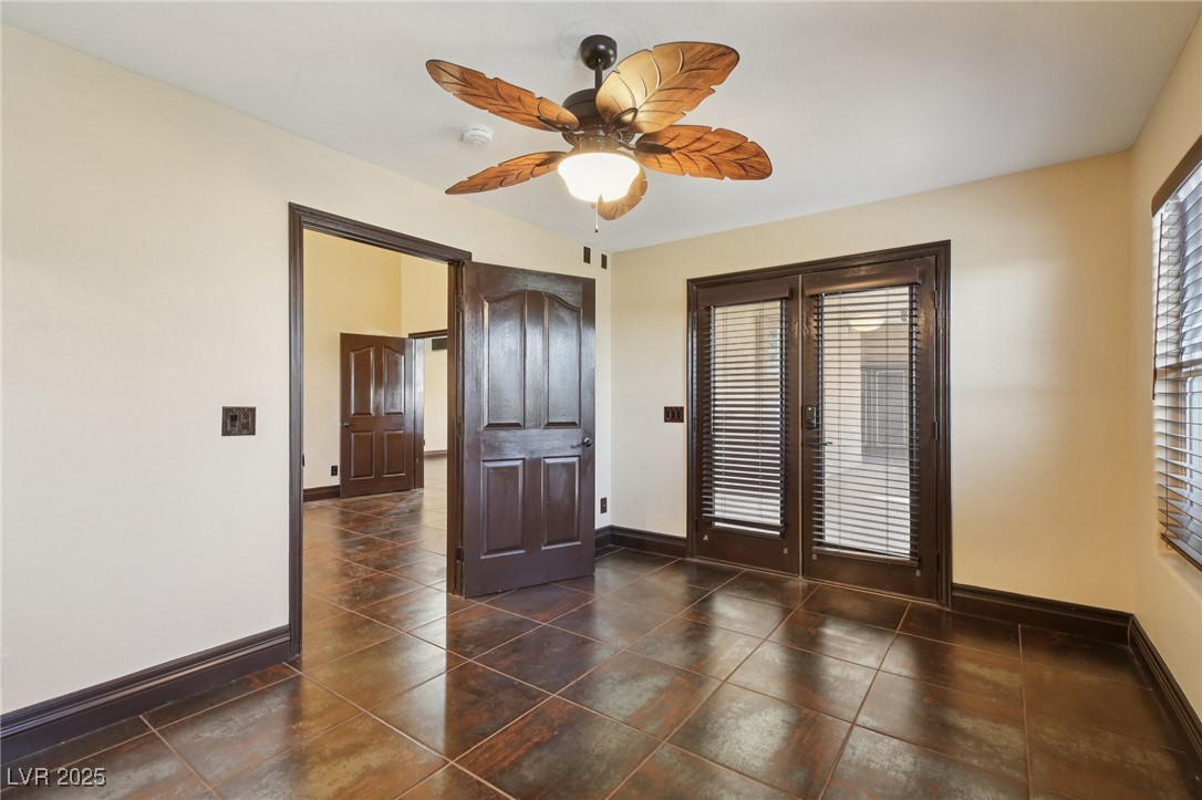 3622 Mooncrest Circle