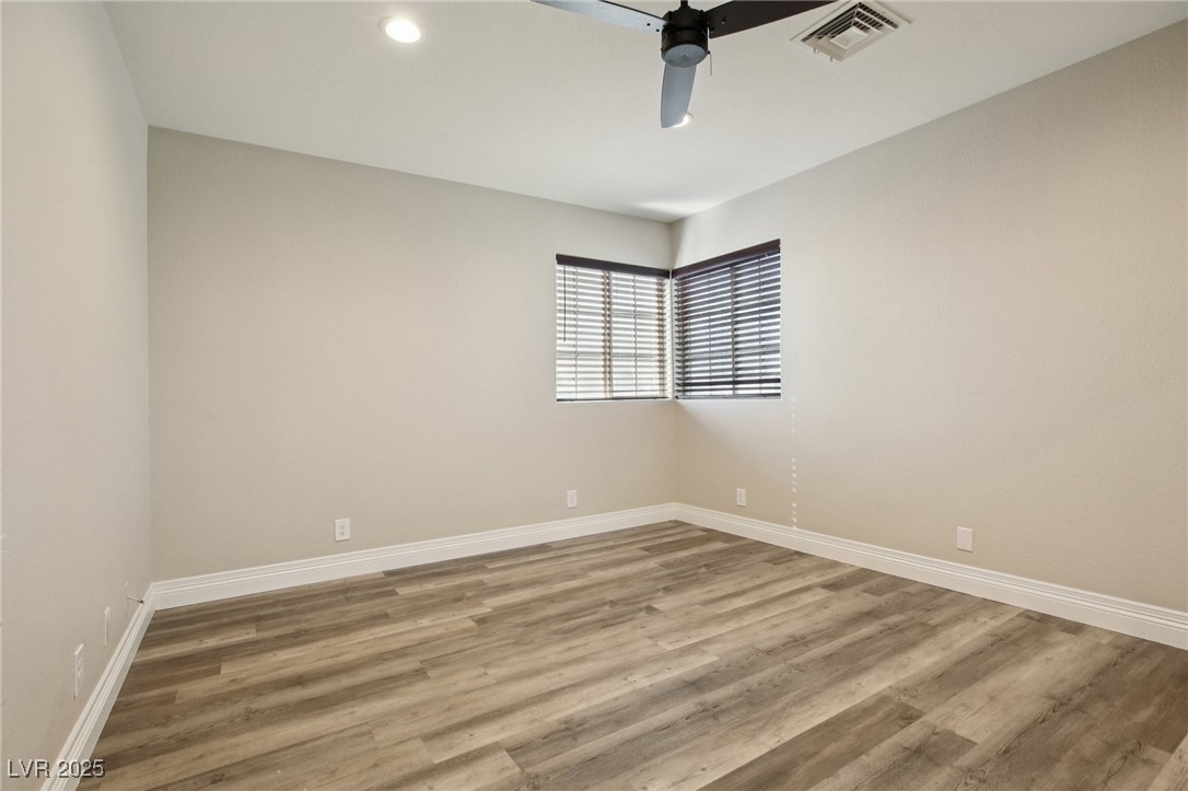 3622 Mooncrest Circle