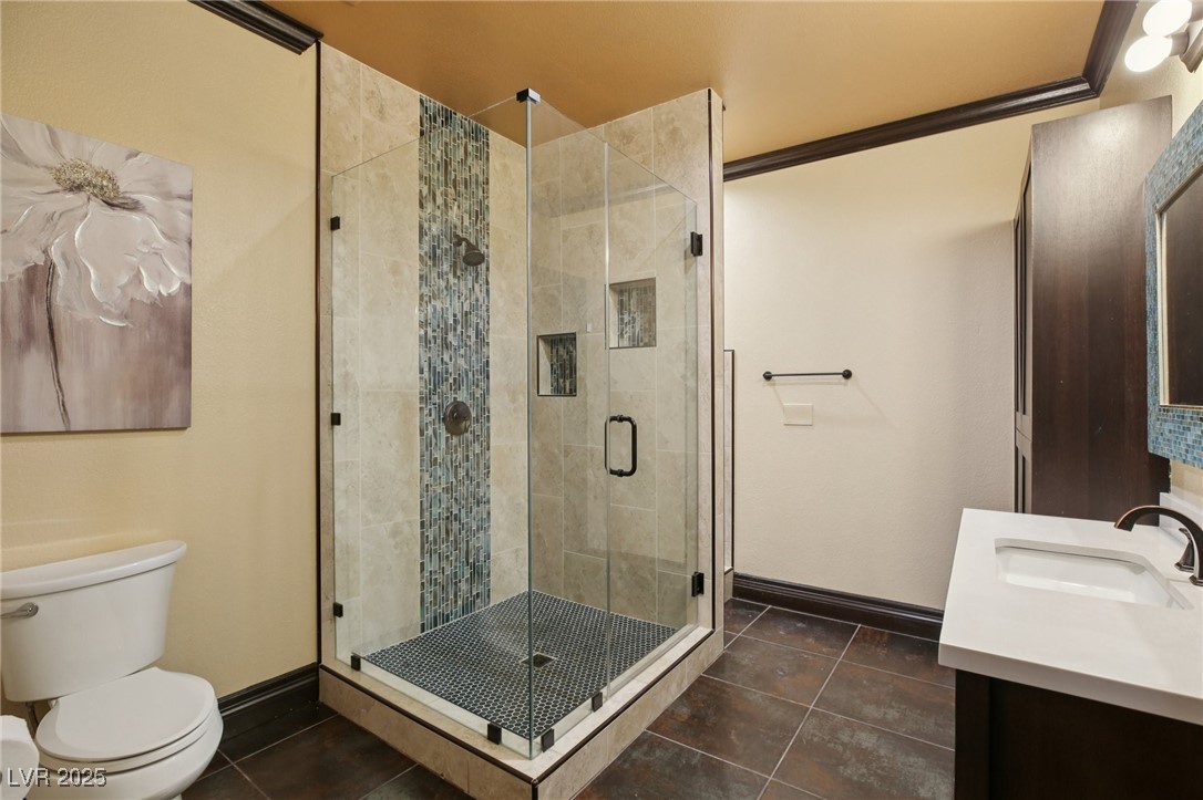 3622 Mooncrest Circle