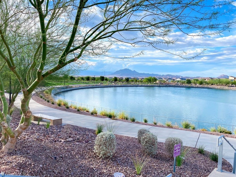 211 Viewmont Drive