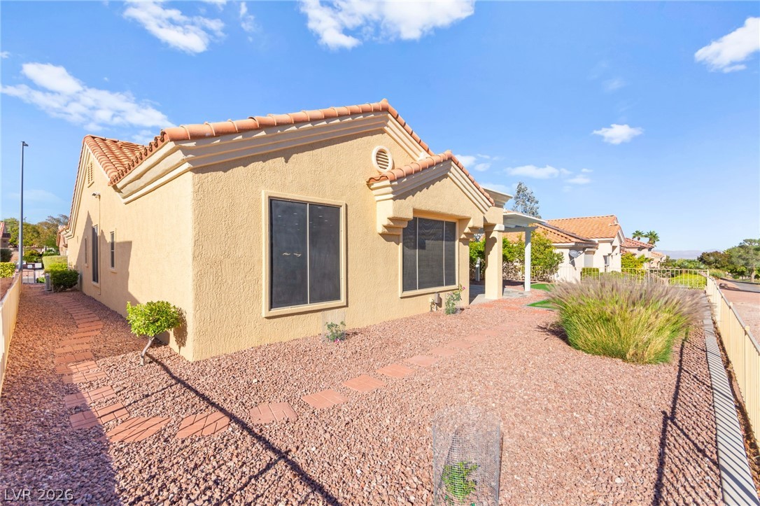 3004 Darby Falls Drive