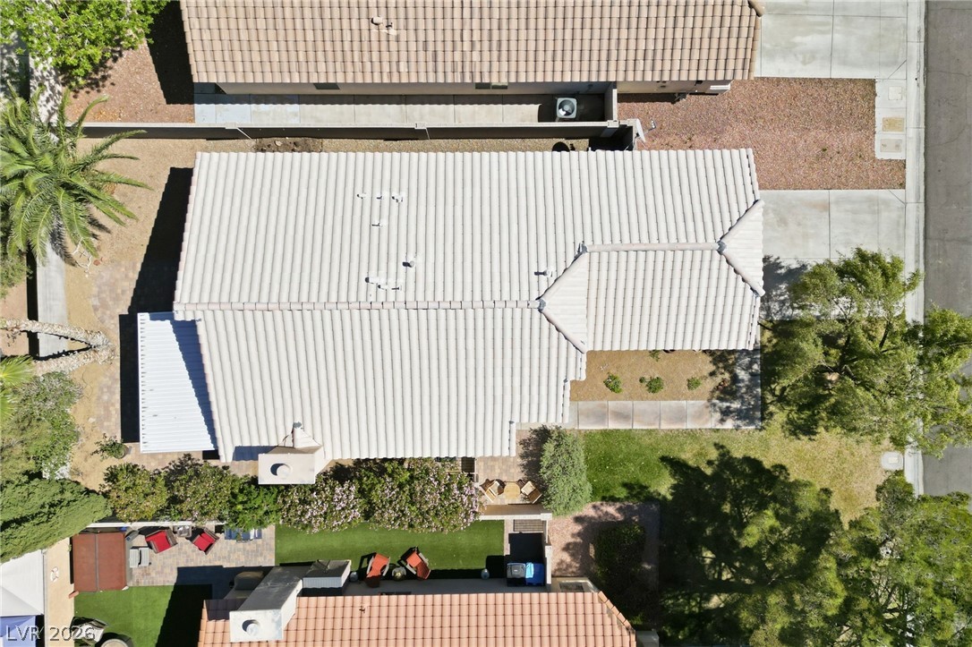 852 Wallach Avenue