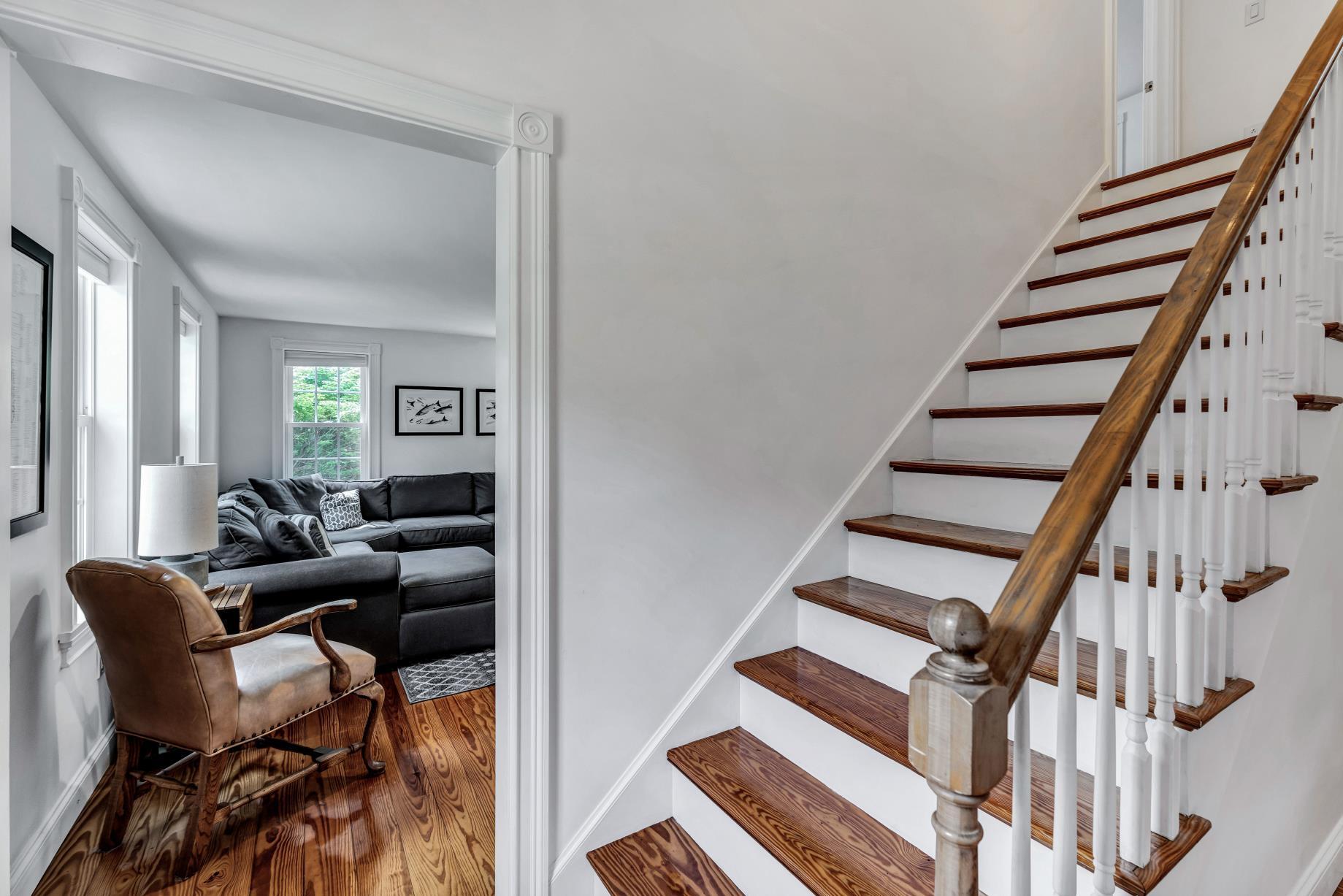 30 Bay Pine Road