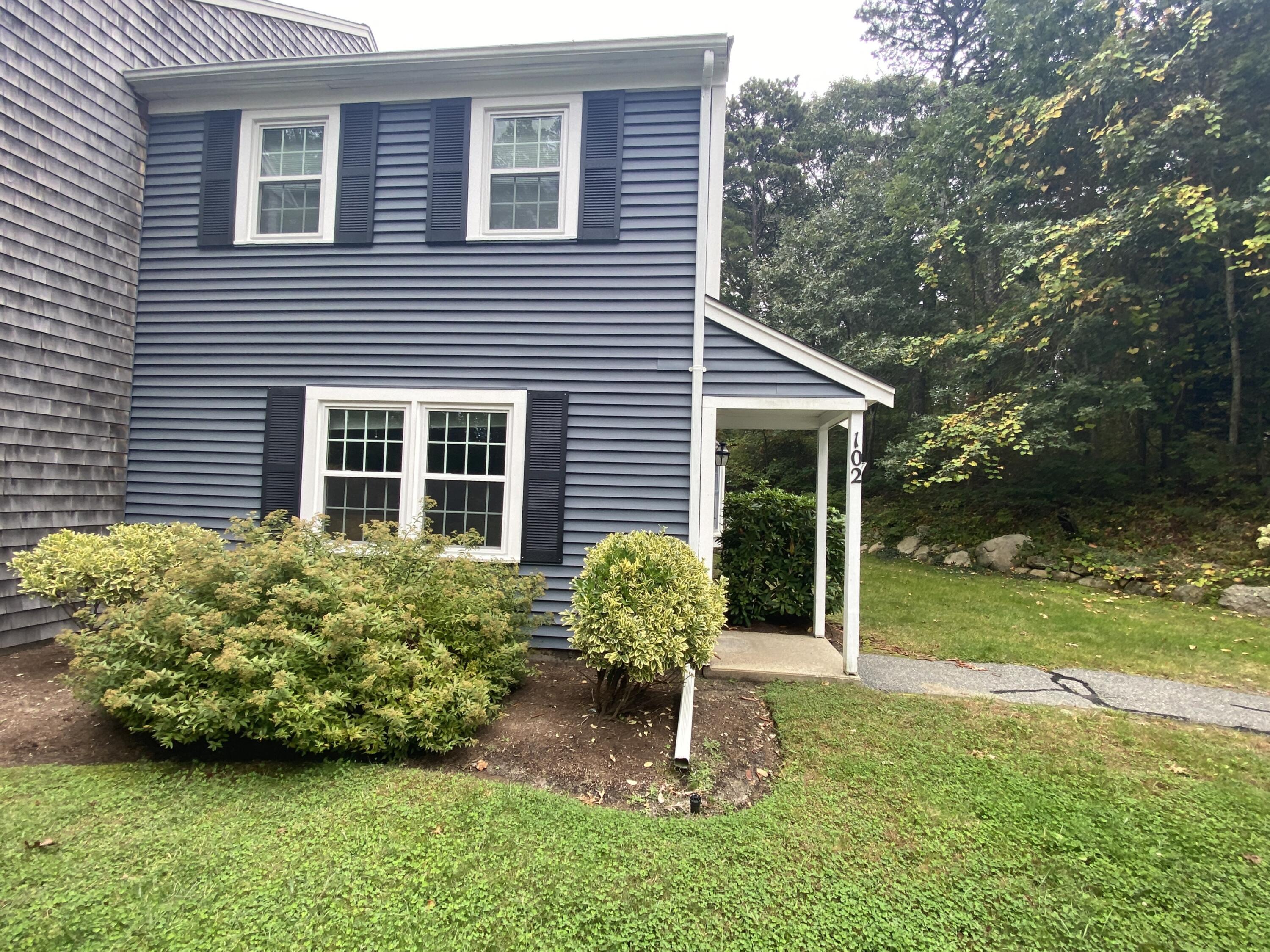 102 Woodview Drive