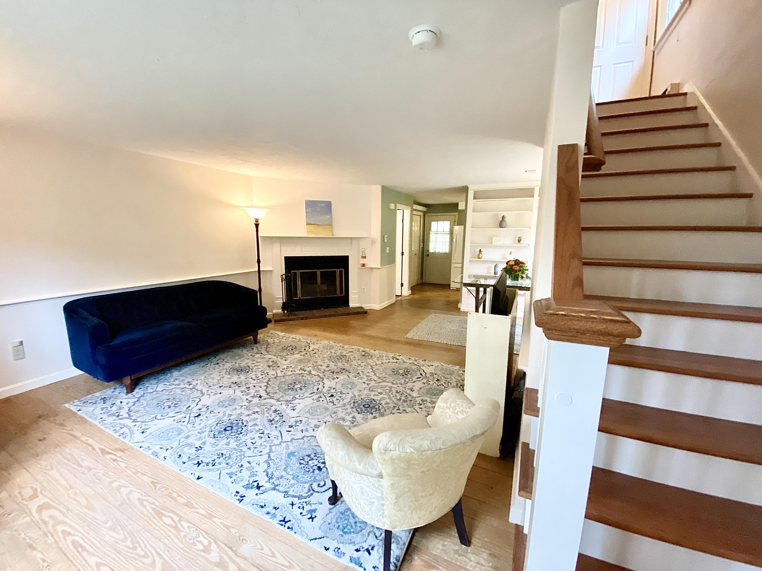 102 Woodview Drive