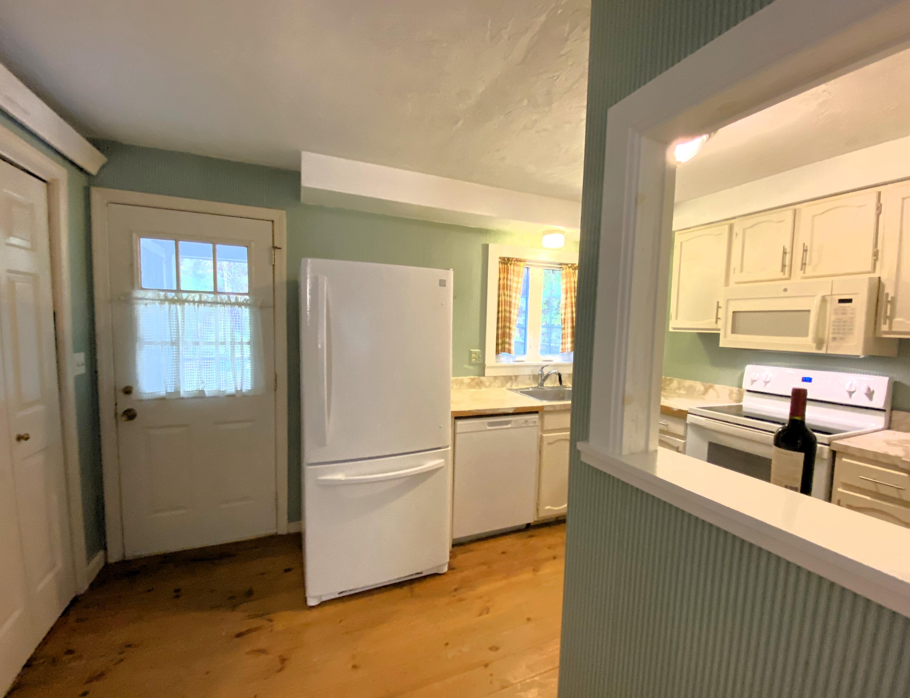 102 Woodview Drive