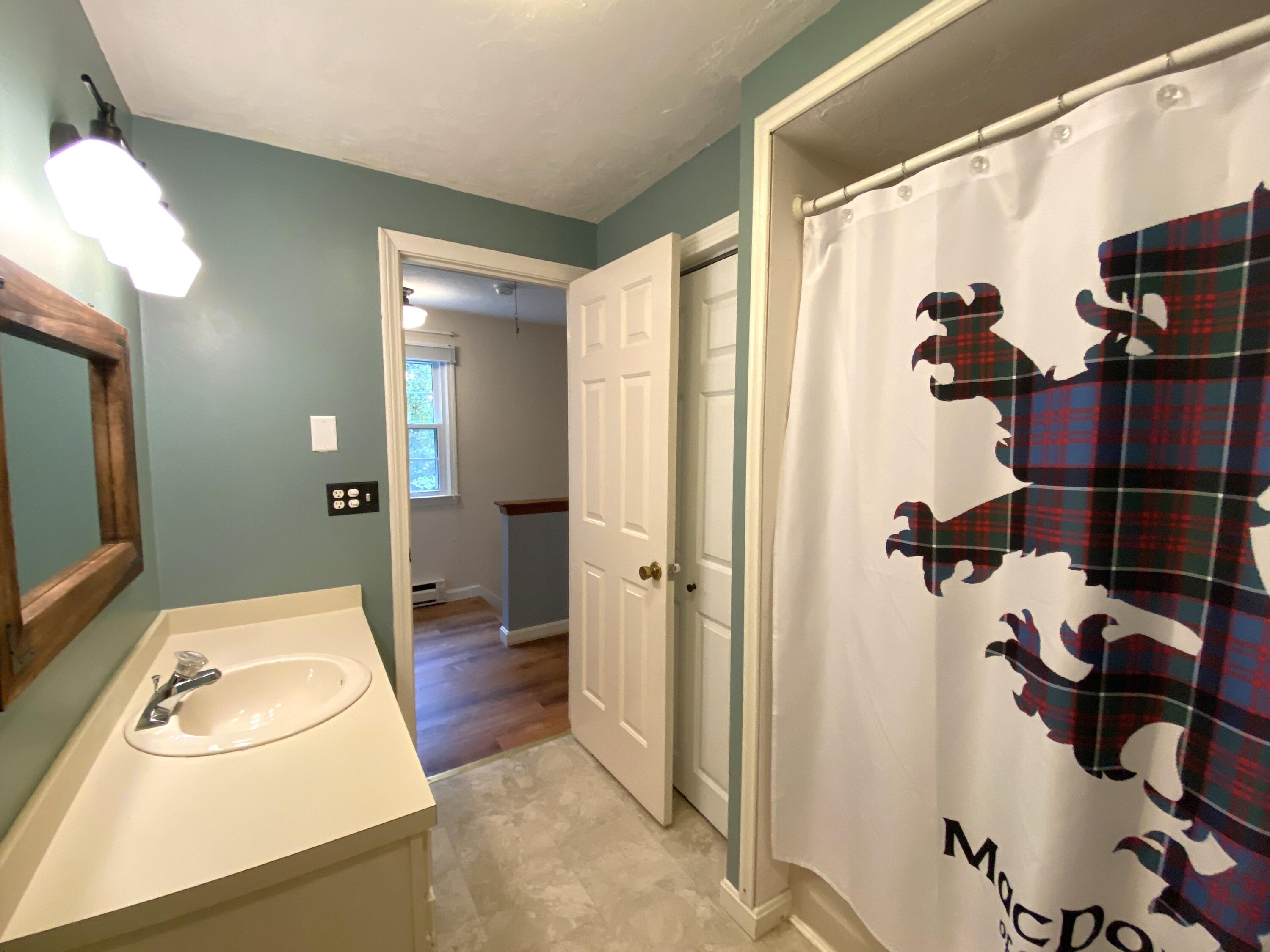 102 Woodview Drive
