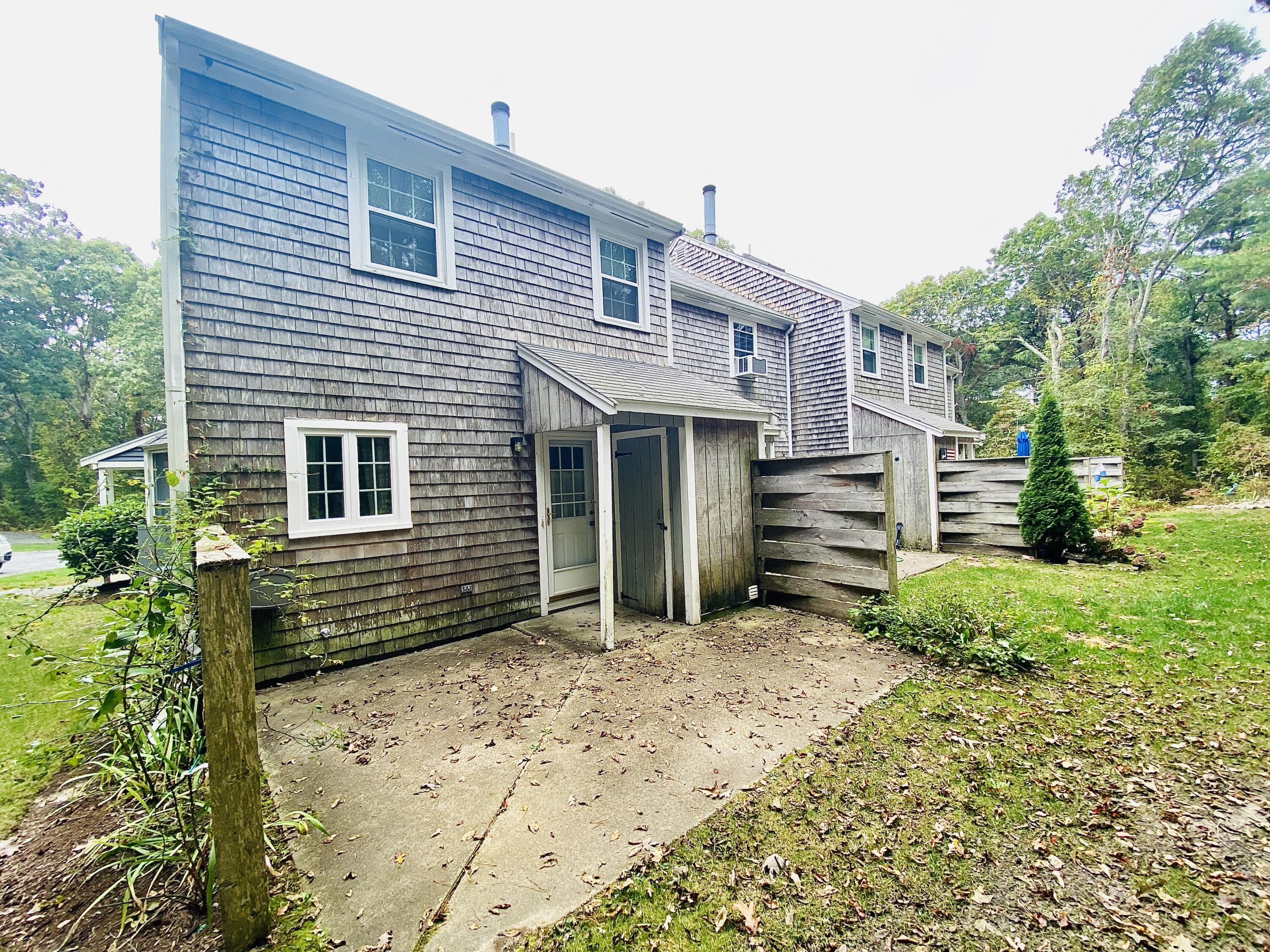 102 Woodview Drive