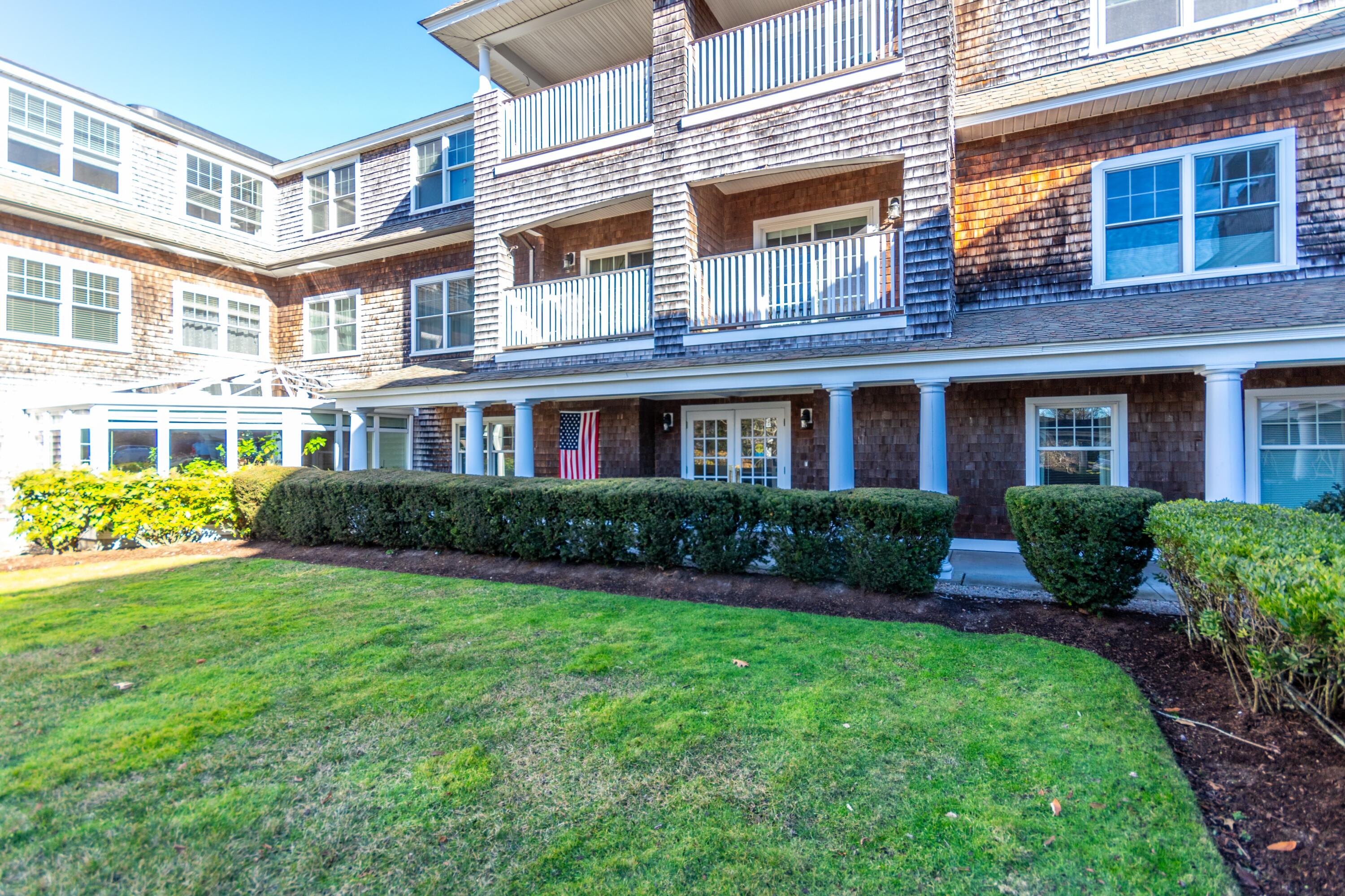 18 West Road # 216