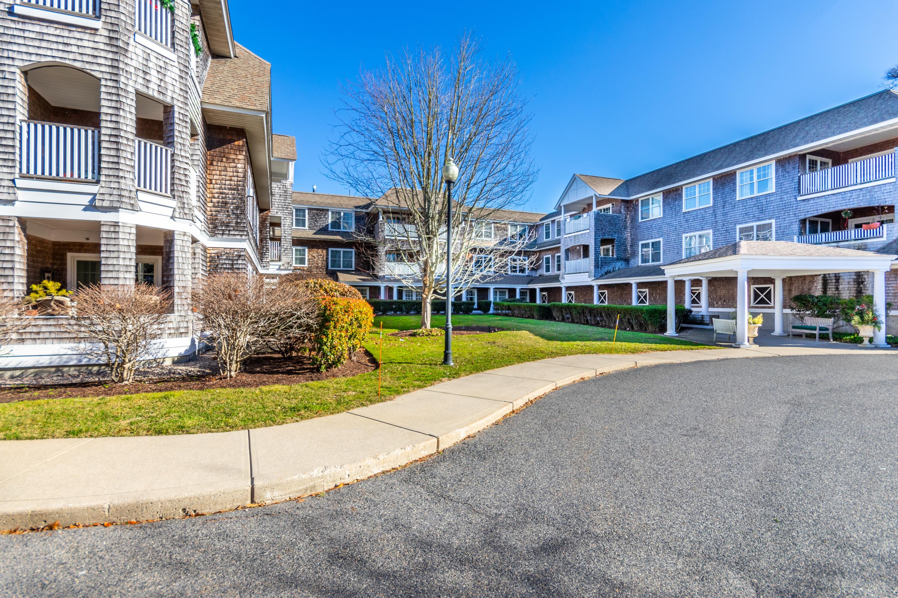 18 West Road # 216