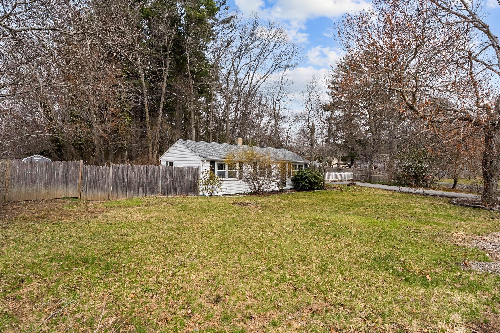 11 Carol Avenue