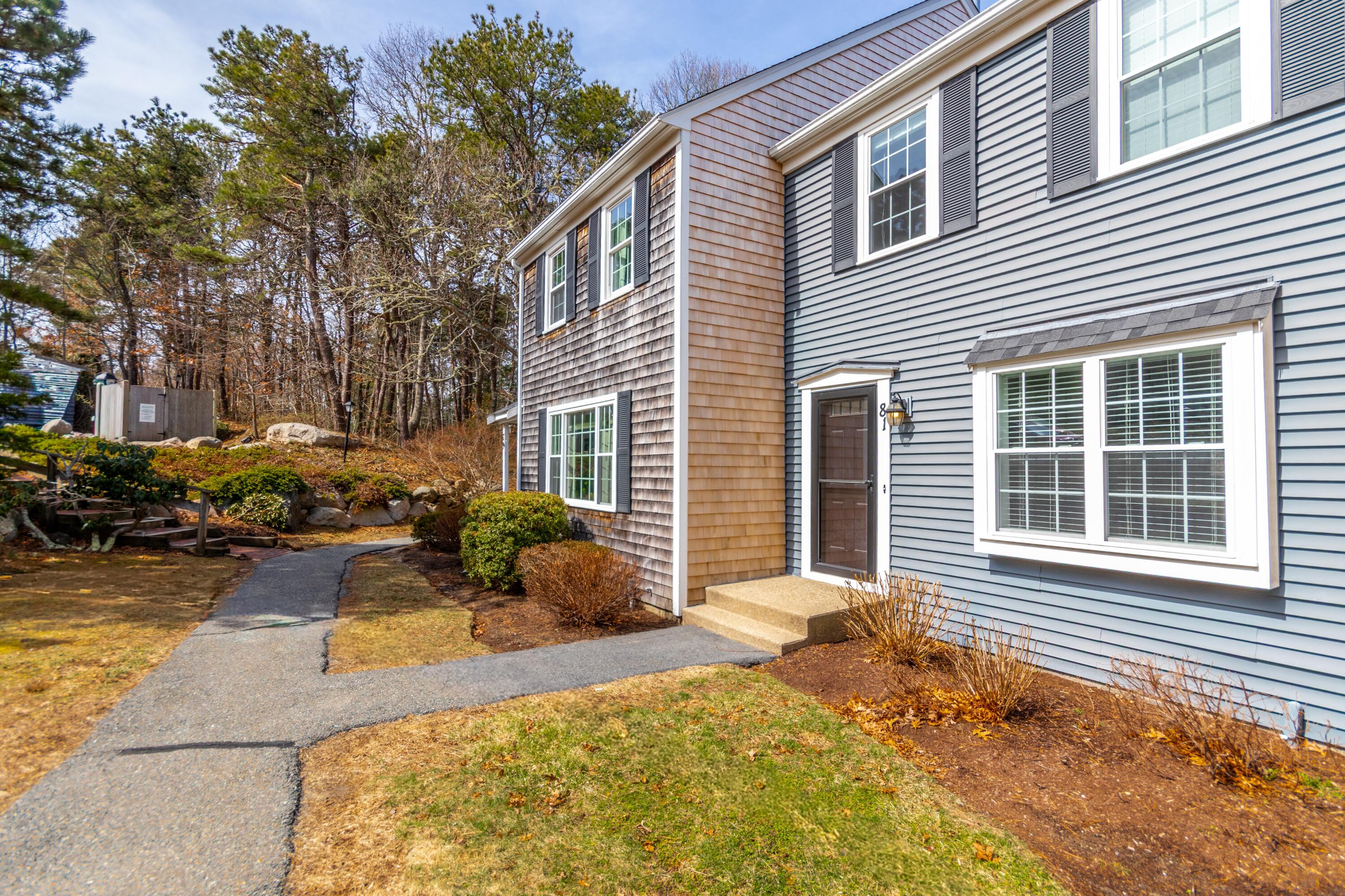 81 Woodview Drive UNIT 81