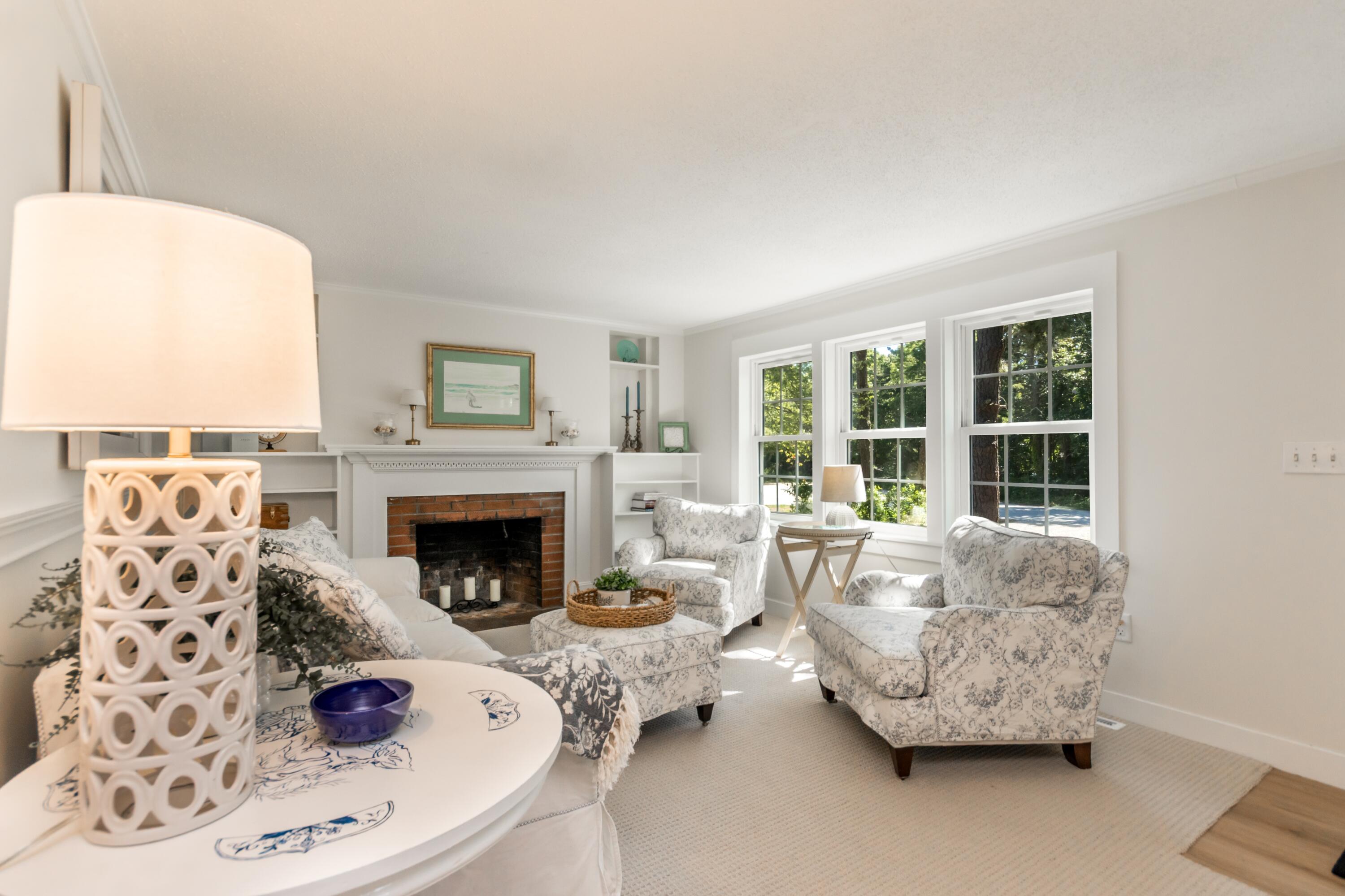 37 Naushon Road