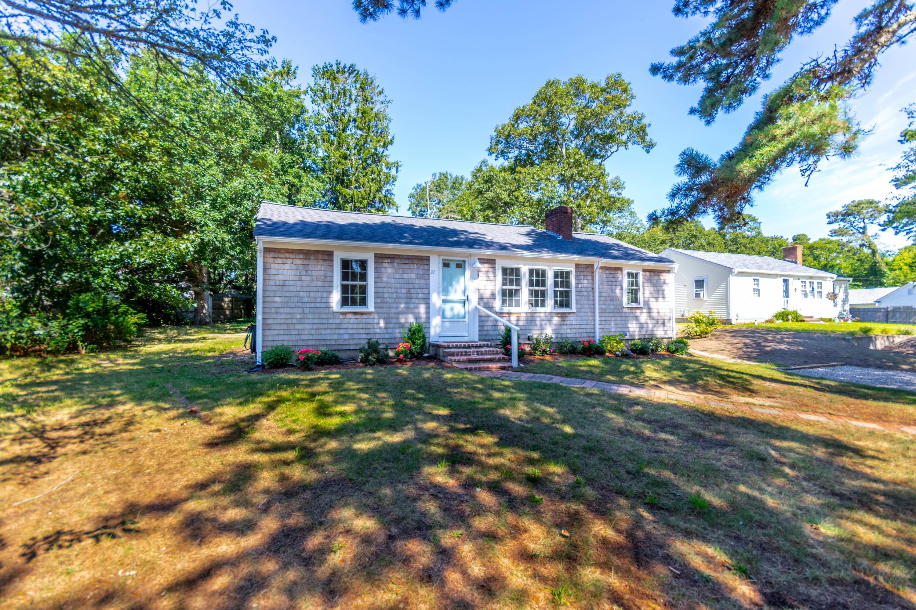 37 Naushon Road