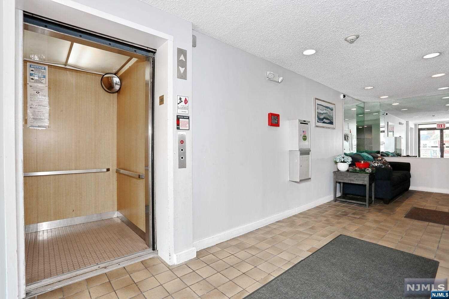 10 Orchard Street 4F